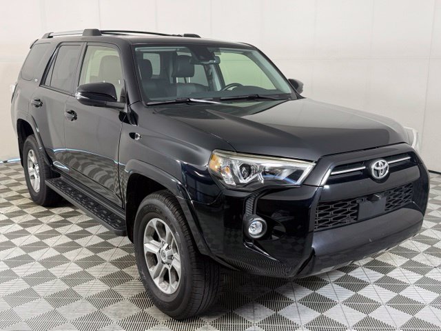 Used 2024 Toyota 4Runner SR5 Premium w/ Moonroof Package AWD/4WD image 10