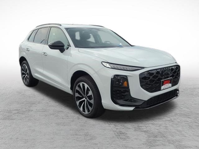 Used 2026 Audi Q3 quattro 2.0T AWD/4WD image 3