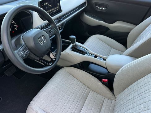 New 2027 Honda HR-V LX image 9