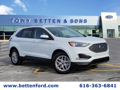 Used 2024 Ford Edge SEL w/ Convenience Package