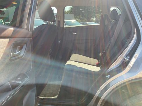 Used 2023 Nissan Rogue SV FWD image 10