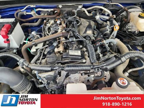 Used 2024 Toyota Tacoma SR5 image 32