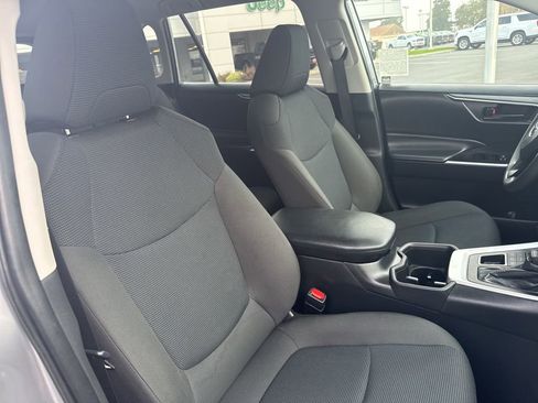 Used 2024 Toyota RAV4 LE image 11