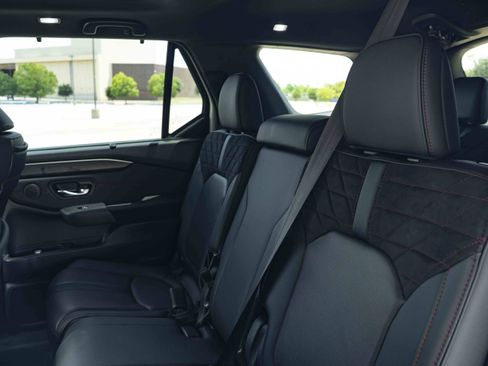 Used 2026 Honda Pilot Black Edition image 19