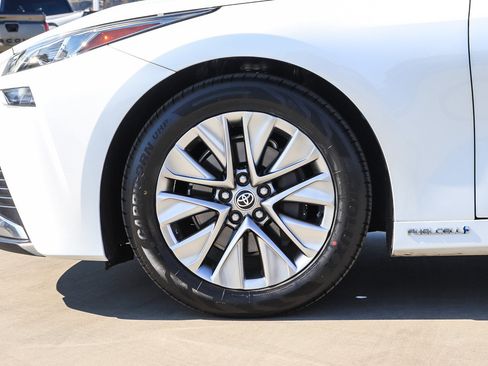 Used 2022 Toyota Mirai w/ Advanced Technology Package RWD image 10