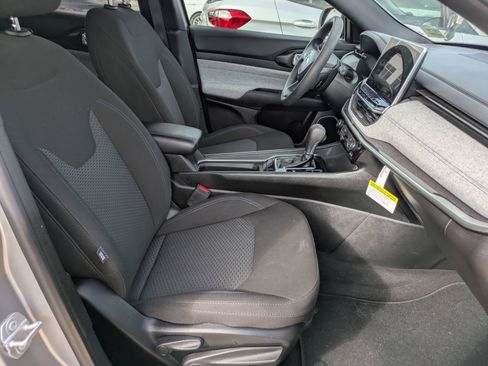 Used 2023 Jeep Compass Sport image 26