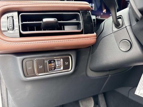 New 2025 Lincoln Aviator Reserve w/ Equipment Group 201A image 32