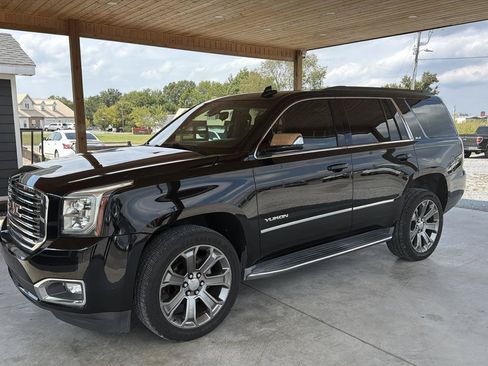 Used 2015 GMC Yukon SLE RWD image 2
