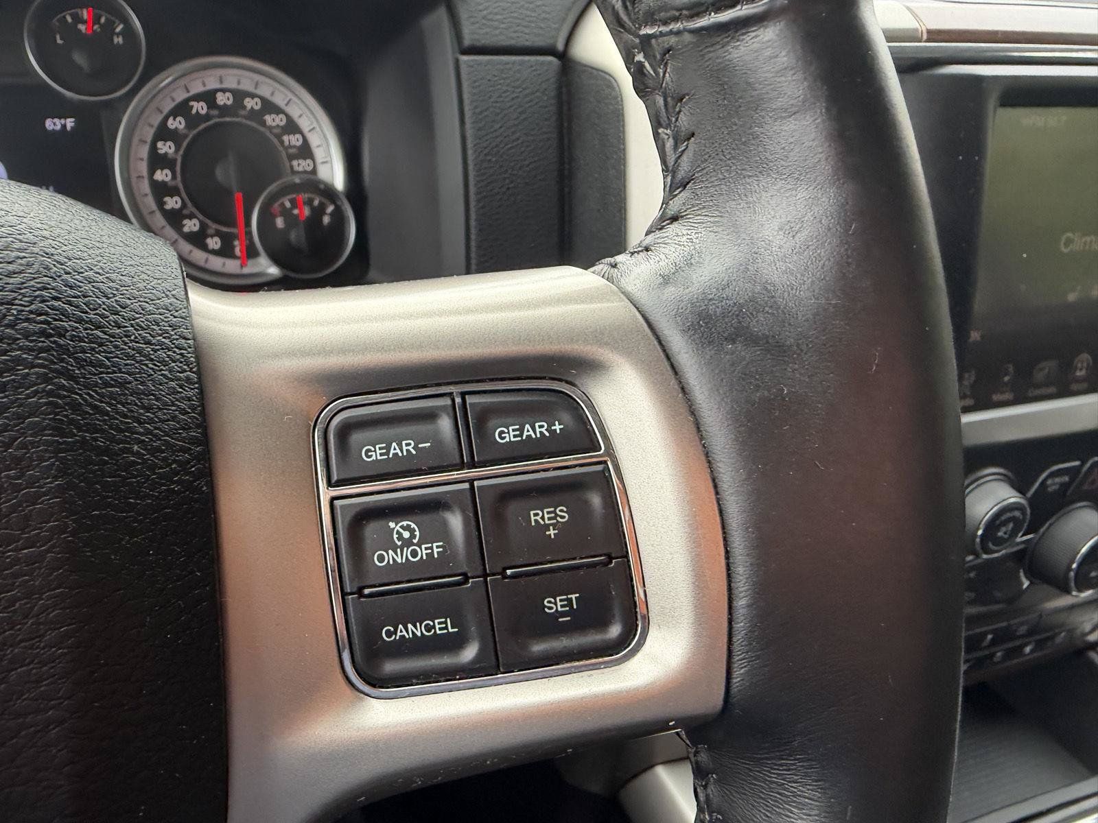 Used 2015 RAM 1500 Laramie w/ Convenience Group AWD/4WD image 14