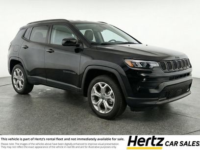 Used 2025 Jeep Compass Latitude