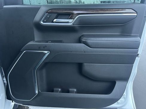 Used 2022 GMC Sierra 1500 SLE image 25