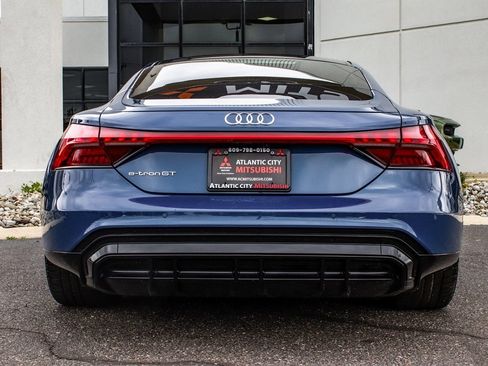 Used 2022 Audi e-tron GT Prestige w/ Prestige Package image 5