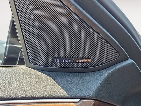 Used 2014 Mercedes-Benz E 350 4MATIC Sedan image 23