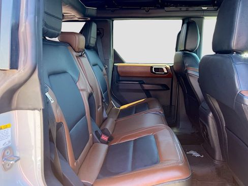Used 2024 Ford Bronco Outer Banks AWD/4WD image 28