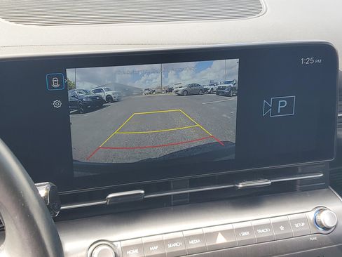 Used 2025 Hyundai Kona SEL image 21