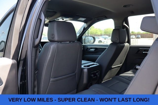 Used 2026 Chevrolet Tahoe LT RWD image 10