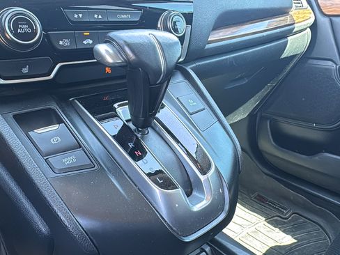 Used 2019 Honda CR-V Touring image 20