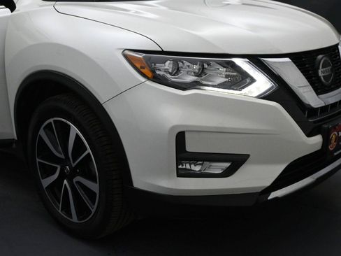 Used 2019 Nissan Rogue SL w/ Premium Package AWD/4WD image 15