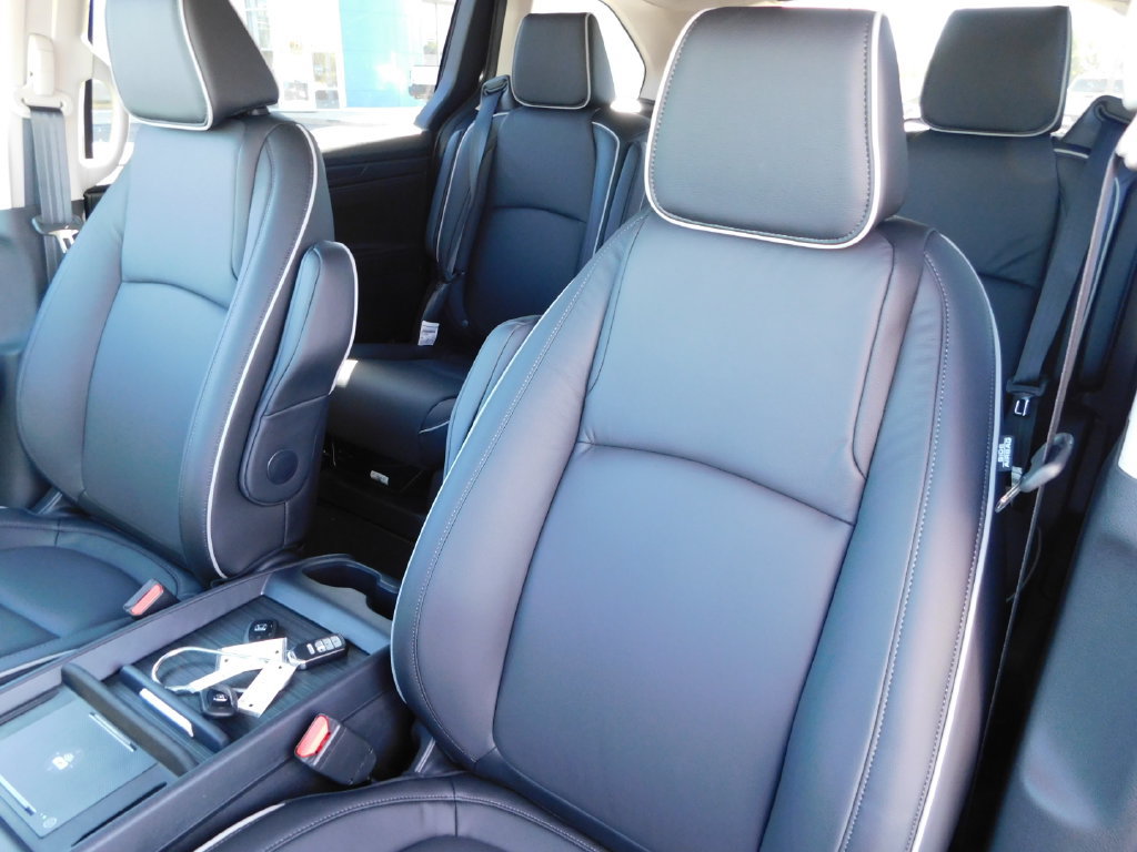 New 2027 Honda Odyssey Touring image 16