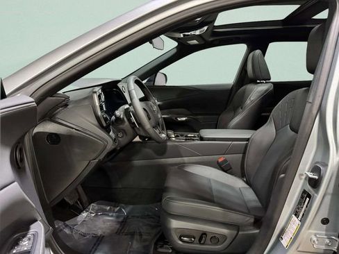 Used 2025 Lexus RX 350 w/ Convenience Package image 26