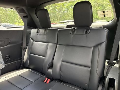 New 2026 Ford Explorer Tremor w/ Tremor Ultimate Package AWD/4WD image 24