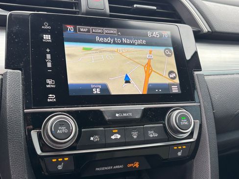 Used 2016 Honda Civic Touring image 7