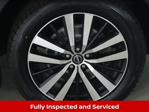 Certified 2023 Nissan Pathfinder Platinum AWD/4WD image 12