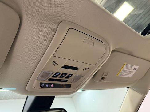 Used 2023 Buick Enclave Essence w/ Experience Buick Package image 86