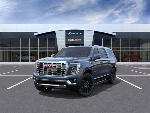 New 2026 GMC Yukon XL Denali w/ Sun & Power Step Package image 8