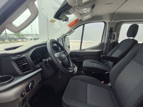Used 2023 Ford Transit 350 XLT RWD image 16