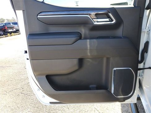 Used 2024 Chevrolet Silverado 1500 LTZ w/ LTZ Convenience Package II image 14
