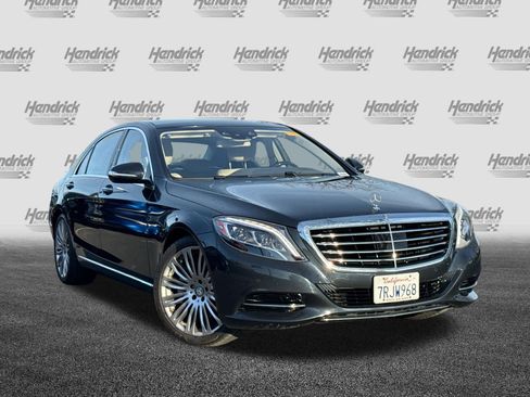 Used 2016 Mercedes-Benz S 550 Sedan image 2