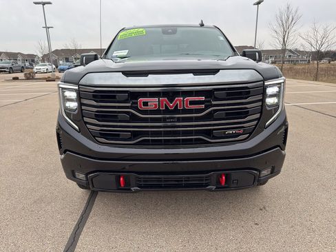 Used 2024 GMC Sierra 1500 AT4 w/ Technology Package image 8