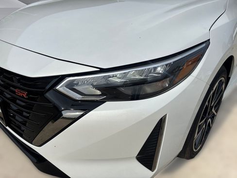 New 2025 Nissan Sentra SR image 11