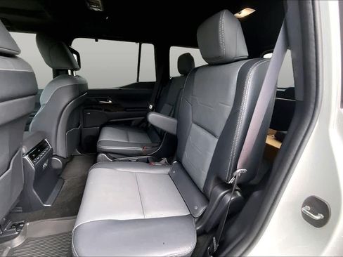 Used 2025 Lexus GX 550 w/ Accessory Package (Z1) AWD/4WD image 20