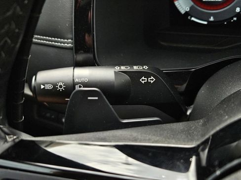 Certified 2024 Nissan Pathfinder Platinum image 29