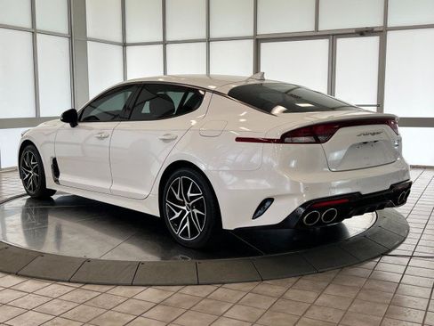 Used 2022 Kia Stinger GT-Line AWD/4WD image 5