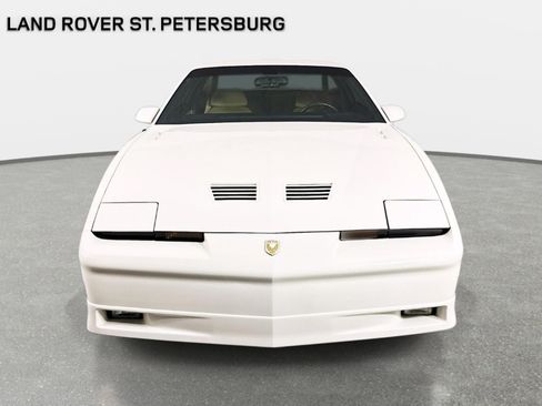 Used 1987 Pontiac Firebird Trans Am RWD image 2
