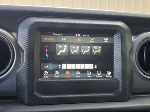 Used 2023 Jeep Wrangler Sport AWD/4WD image 13