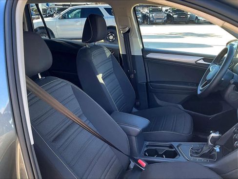 Used 2024 Volkswagen Tiguan S image 8