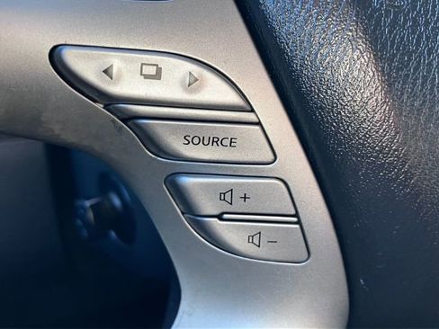 Used 2018 Nissan Murano Platinum image 27