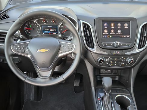 Used 2024 Chevrolet Equinox LT FWD image 25