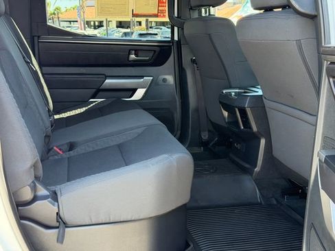 Used 2025 Toyota Tundra SR5 AWD/4WD image 18