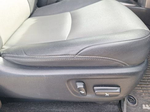 Used 2019 Toyota 4Runner SR5 Premium image 35