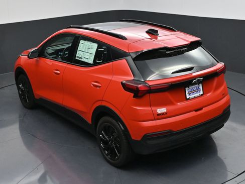 New 2027 Chevrolet Bolt RS w/ Technology Package FWD image 47