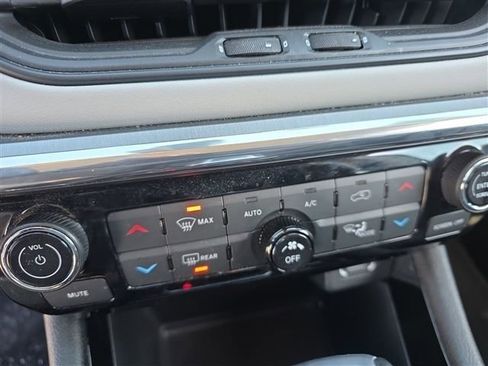 Used 2022 Jeep Compass Limited AWD/4WD image 36