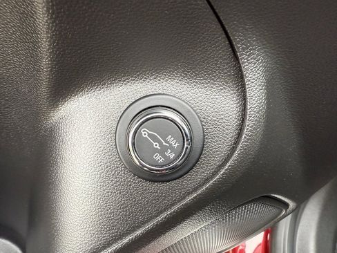 Used 2023 Buick Encore GX Select w/ Sport Touring Package image 48