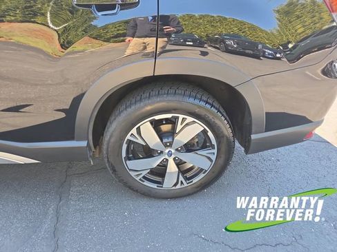 Used 2021 Subaru Forester Touring image 22