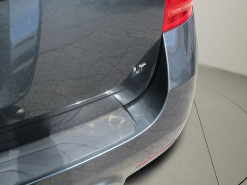 Used 2017 Chevrolet Equinox LT w/ Convenience Package image 17