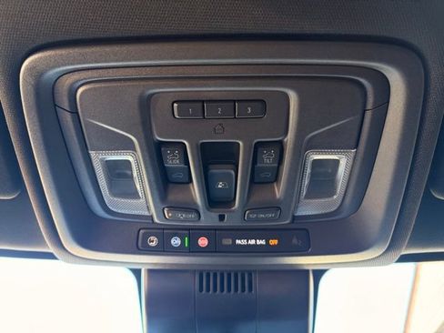 Used 2024 GMC Sierra 1500 AT4 w/ Technology Package AWD/4WD image 36